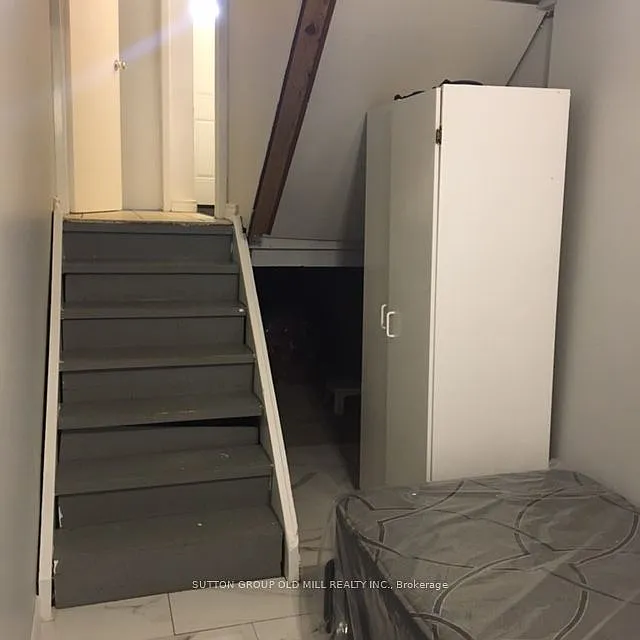 1 bed, $1,200 — Photo 3