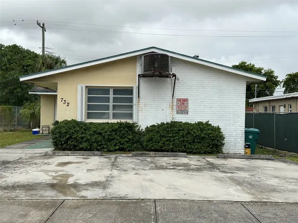732 SW 6th Street, Dania Beach, FL 33004