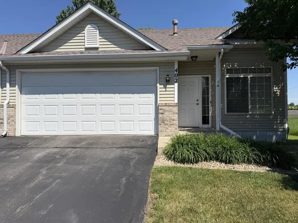 402 Creekside Dr, Buffalo, MN 55313