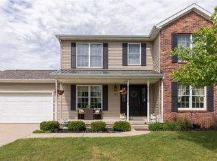 22 Long Cove Ct, Bloomington, IL