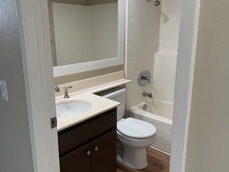 1020 Santiago Dr — Photo 10