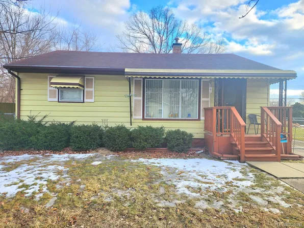 589 California Ave, Pontiac, MI 48341