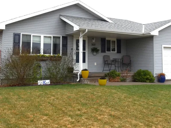 503 E 10th St, Kearney, NE 68847