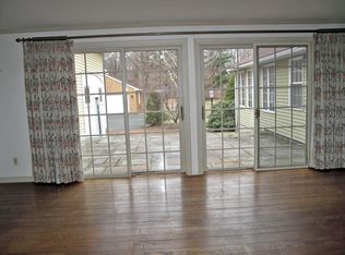 1864 Poquonock Ave, Windsor, CT 06095