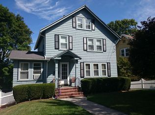 471 Weld St, West Roxbury, MA 02132