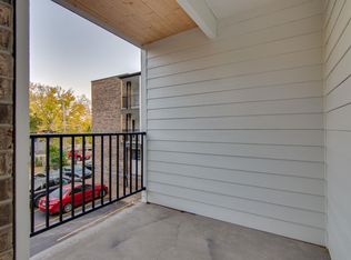 1130 W 11th St #C5, Lawrence, KS 66044