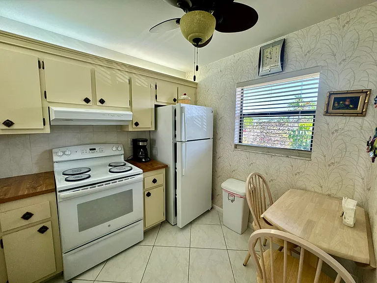 7214 Golf Colony Ct #205 — Photo 8