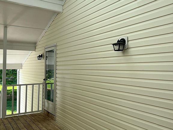 3rd image of 5635 Hornaday Rd Unit F