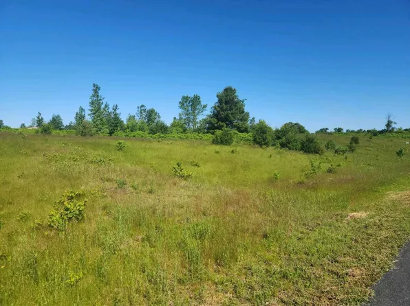 4 260th St, Osceola, WI 54020