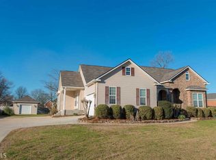 406 Dixieland Dr, Byron, GA 31008