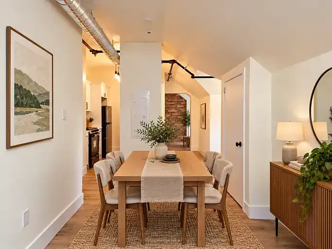 1 bed, 1.0 bath, 700 sqft, $1,950 — Photo 4