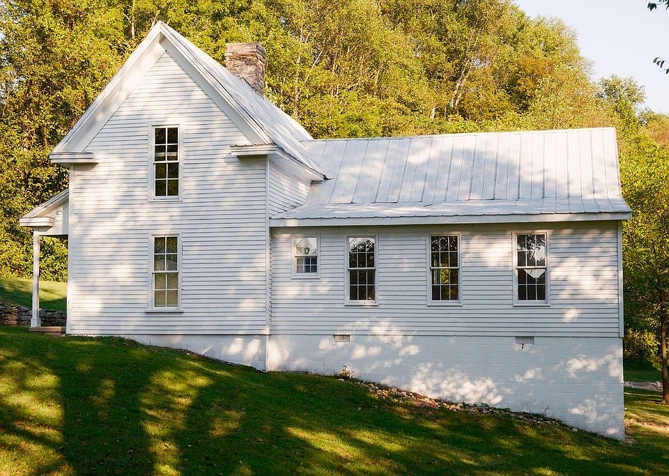 19th image of 3685 Martin Ervin Rd