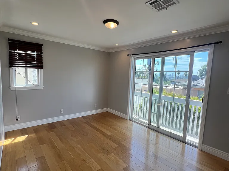 4412 Russell Ave — Photo 16