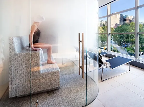 23 East 22nd Street image 28 of 35