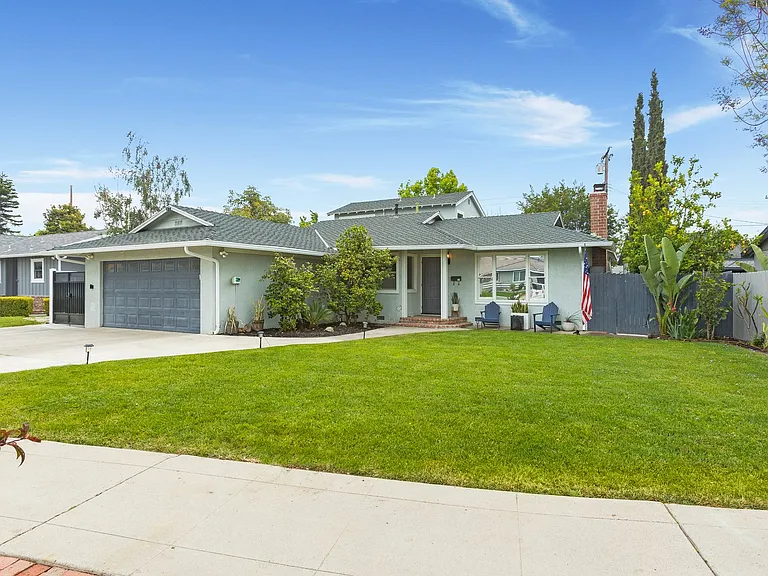 518 E Barkley Ave — Photo 6