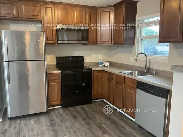 602 Dixie Dr — Photo 5