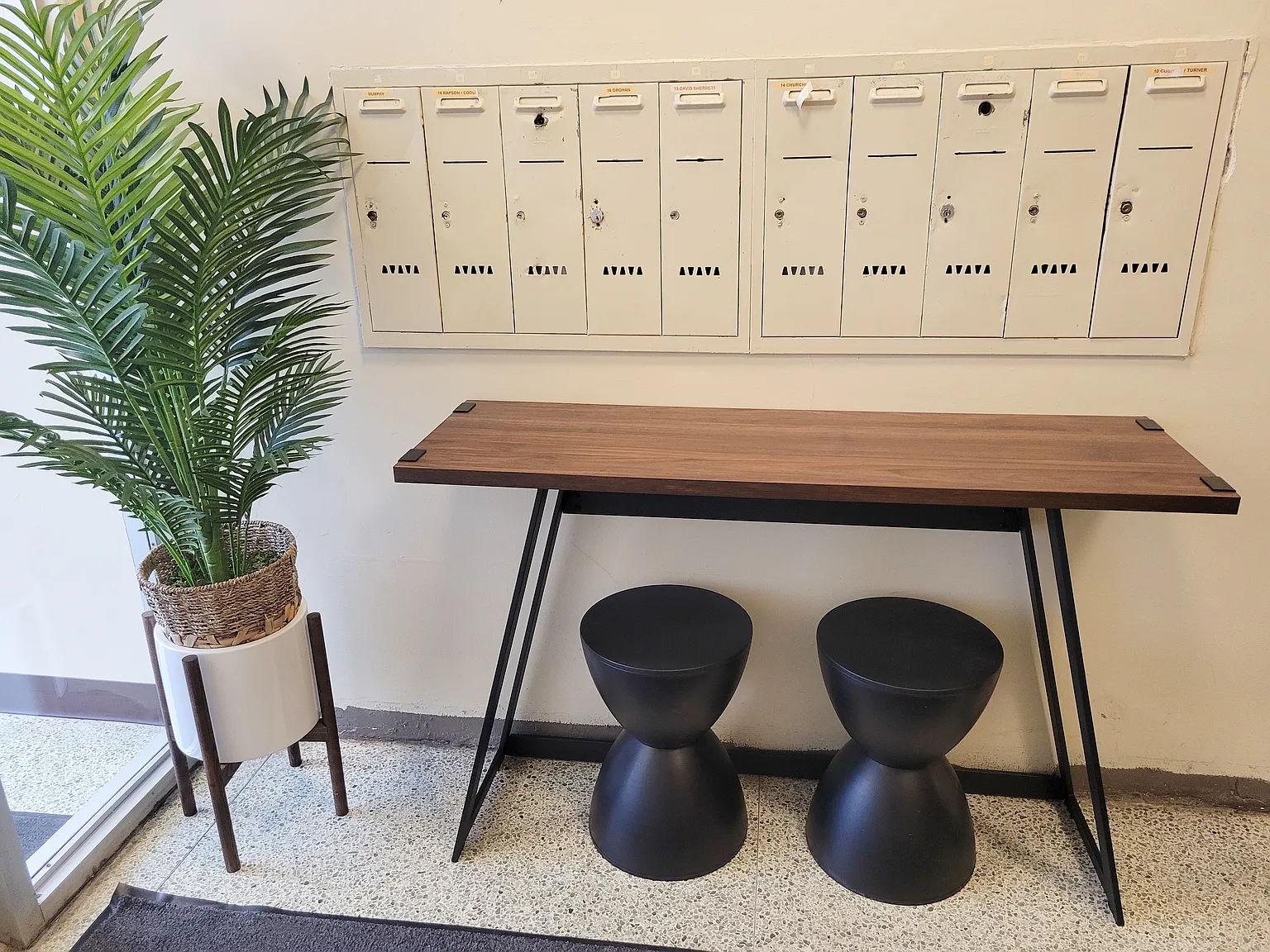 Cherry Blossom Apartments - Choose your rent level - Call for Details - All utilities — Photo 4