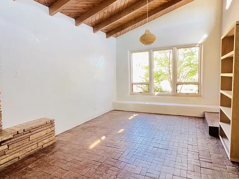 73 Camino Chupadero — Photo 1
