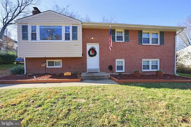 1st image of 4218 University Dr