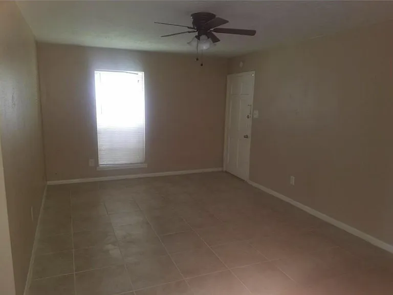 9330 Tooley Dr — Photo 4