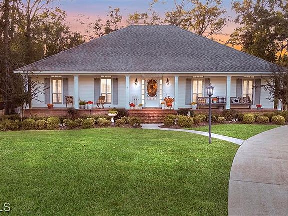 2nd image of 7705 Cumberland Ct