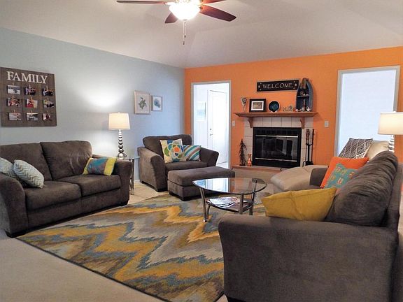 4th image of 30 Kimberling Shores Ln