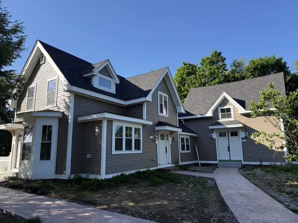 71 Bear Hill Rd #1, Merrimac, MA 01860