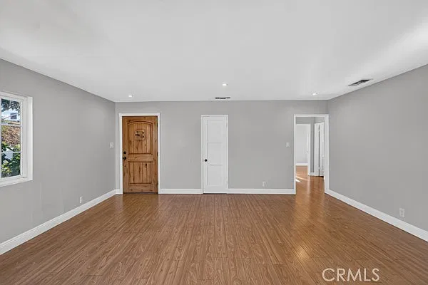 2 bed, 1140 sqft, $3,700 — Photo 4