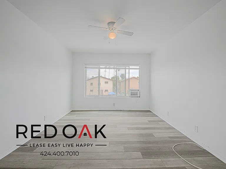 252 E 79th St #262 — Photo 6