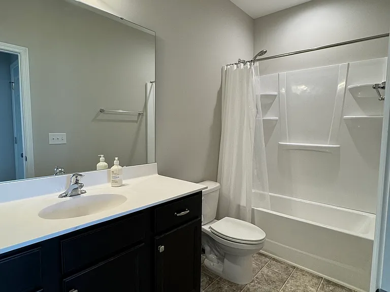 1025 Lathrop Ln — Photo 38