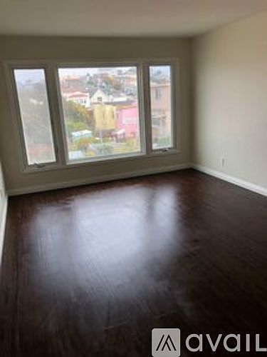 1st image of 1025 Geneva Ave APT 6