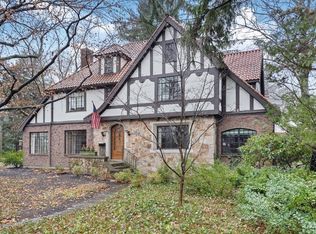 57 South St, Brookline, MA 02467