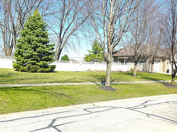 4th image of 26708 W Megan Dr