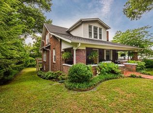 945 7th Ave, Bristol, TN 37620