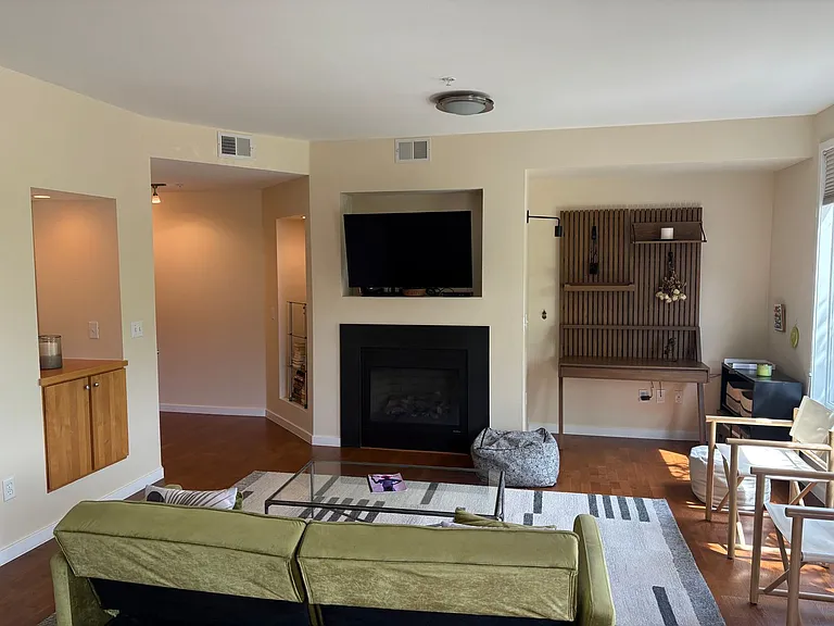 4730 Holiday Dr #201 — Photo 3