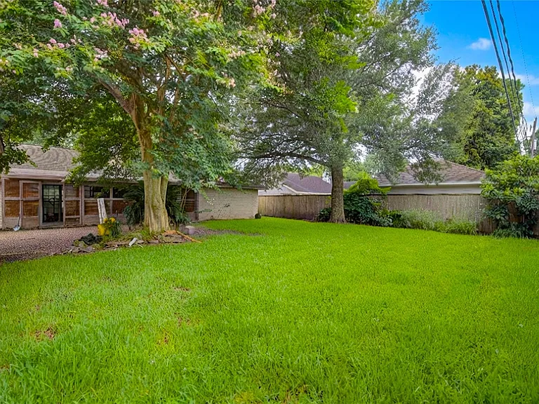 2117 Willow Wisp Dr — Photo 37