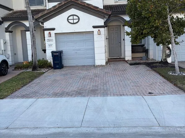 7848 NW 114th Path, Medley, FL 33178
