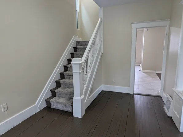 2956 Lothrop St, Detroit, MI 48206