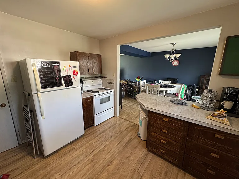 2 Vincent St #2 — Photo 12