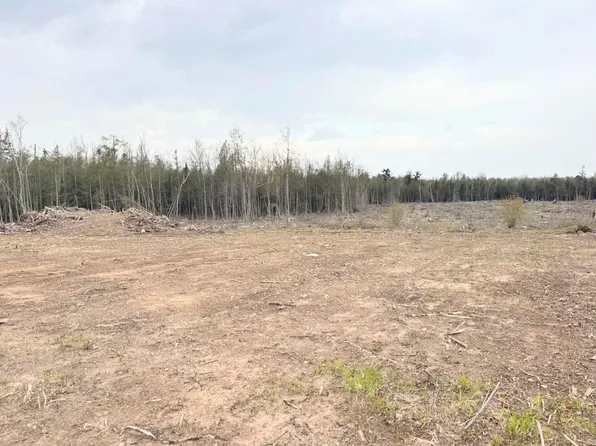 12.5 Road, Wallace, MI 49893
