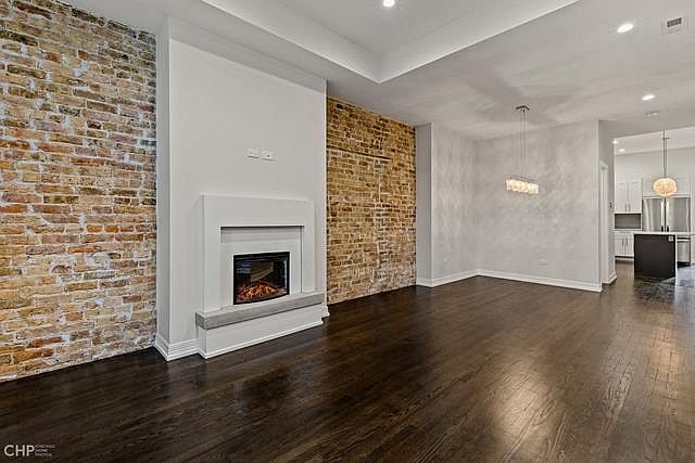 812 S Oakley Blvd, Chicago, IL 60612 | Zillow