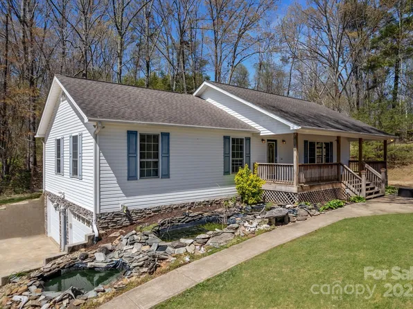 71 Gosnell Rd, Asheville, NC 28804