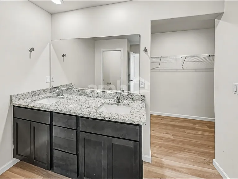1215 W 17th Ave — Photo 11