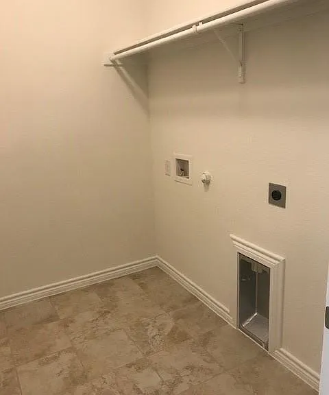 8089 Rabbit Dr — Photo 9
