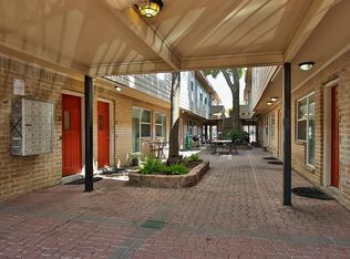 1420 Hawthorne St APT 24, Houston, TX 77006