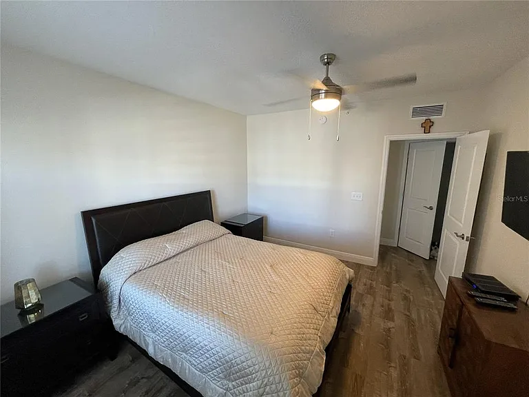 960 Starkey Rd #8402 — Photo 18