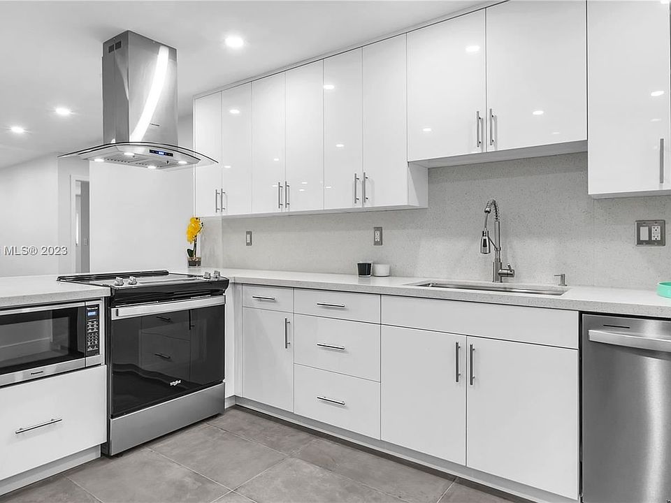 1st image of 1530 SW 22nd St #1