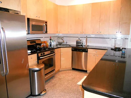 Rented by Level Group | media 32