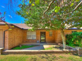 1163 Robin Hood Ln, Norman, OK 73072