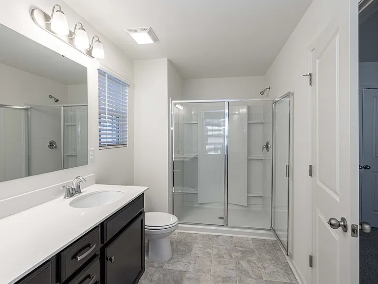105 Luna Ln — Photo 22